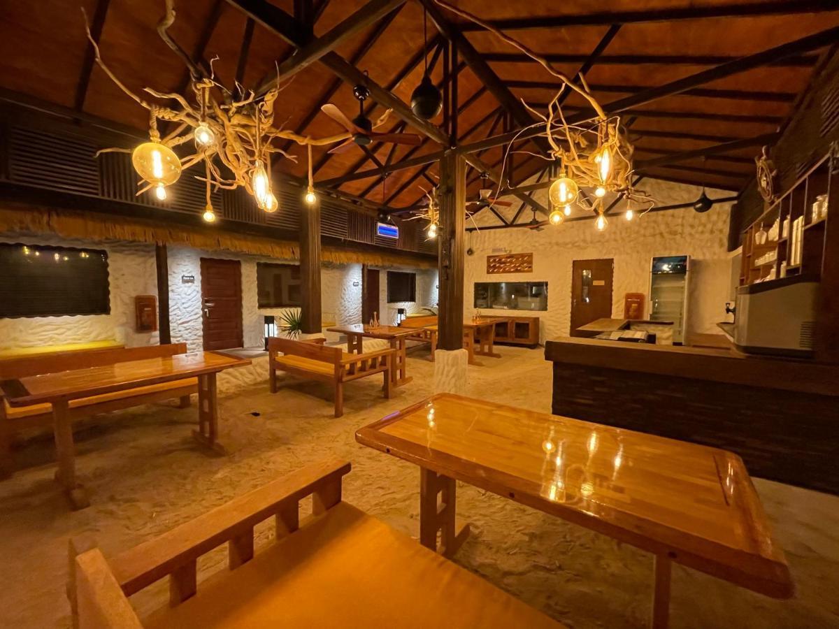 Atholhu Residence Fehendhoo Exterior photo