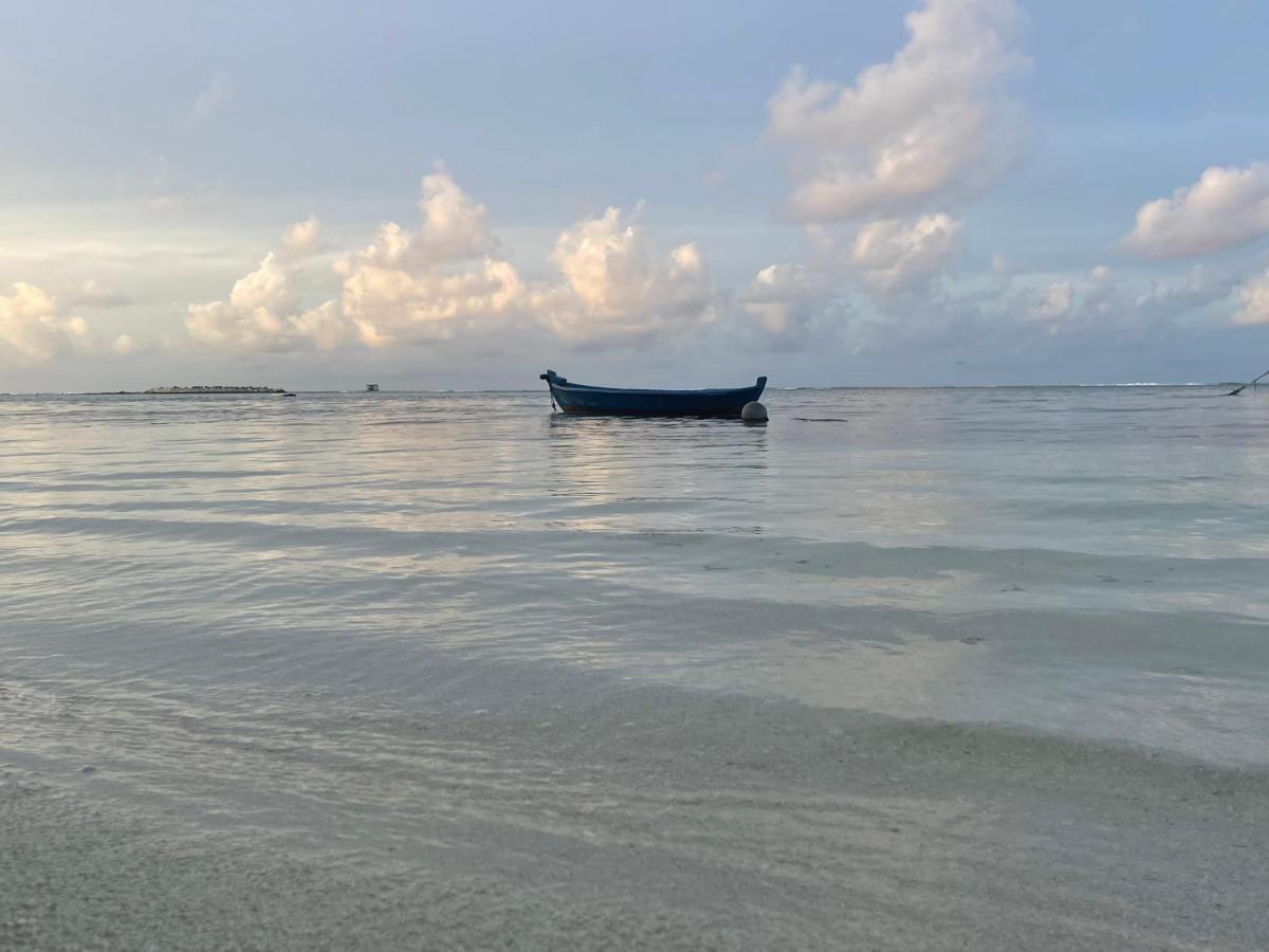 Atholhu Residence Fehendhoo Exterior photo