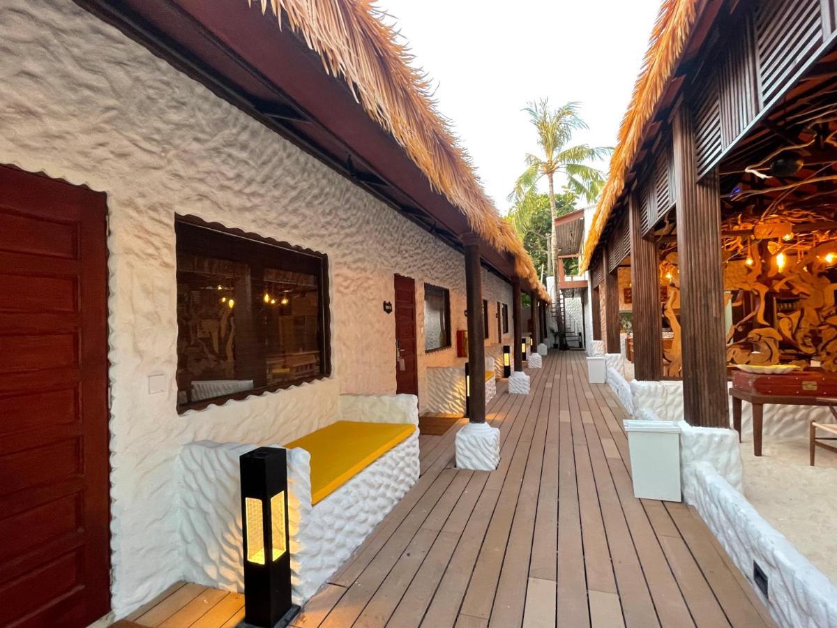 Atholhu Residence Fehendhoo Exterior photo
