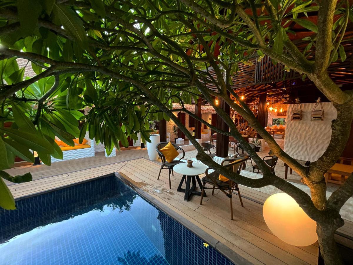 Atholhu Residence Fehendhoo Exterior photo