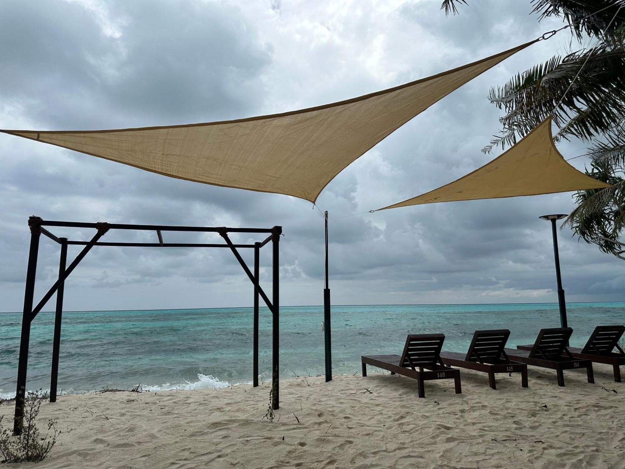 Atholhu Residence Fehendhoo Exterior photo