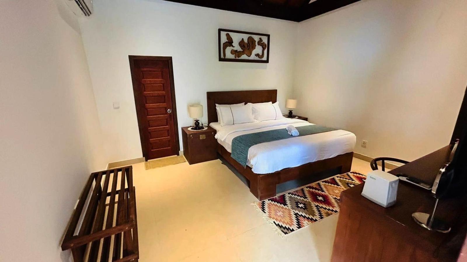 Atholhu Residence Fehendhoo Exterior photo